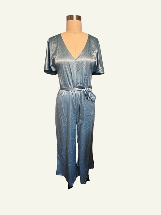 VENUS Pants - VENUS Satin V‑Neck Short Sleeve Jumpsuit in Light Blue